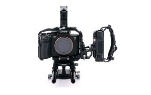 1564526_1 - Mediatech Pro Kit for Sony a7 IV, Black