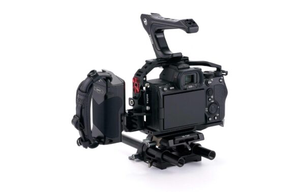 1564526_2 - Mediatech Pro Kit for Sony a7 IV, Black