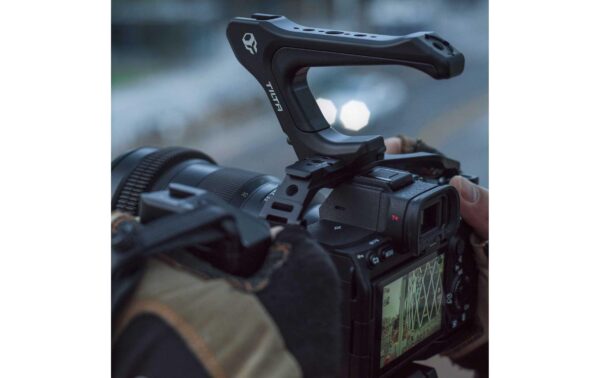 1564526_4 - Mediatech Pro Kit for Sony a7 IV, Black