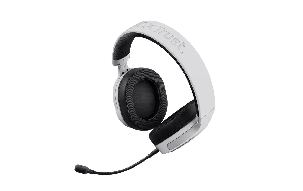 1574879_1 - Mediatech Trust GXT498W Forta Headset PS5
