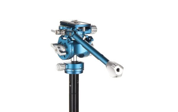 1605976_3 - Mediatech FS20PROBC Hybrid Video & Kugelkopf