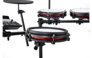 Alesis Nitro Max Kit 8-teiliges E-Drum Komplettset, Mesh, BT