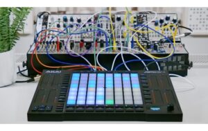 AKAI  APC64, Ableton Controller 64 RGB-Pads, 8 Touch-Strips