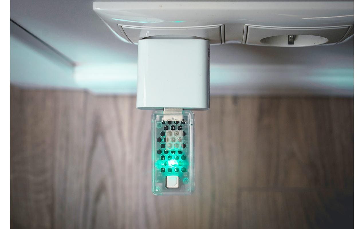 1635975_1 - Mediatech Luxafor CO2 Dongle USB-A