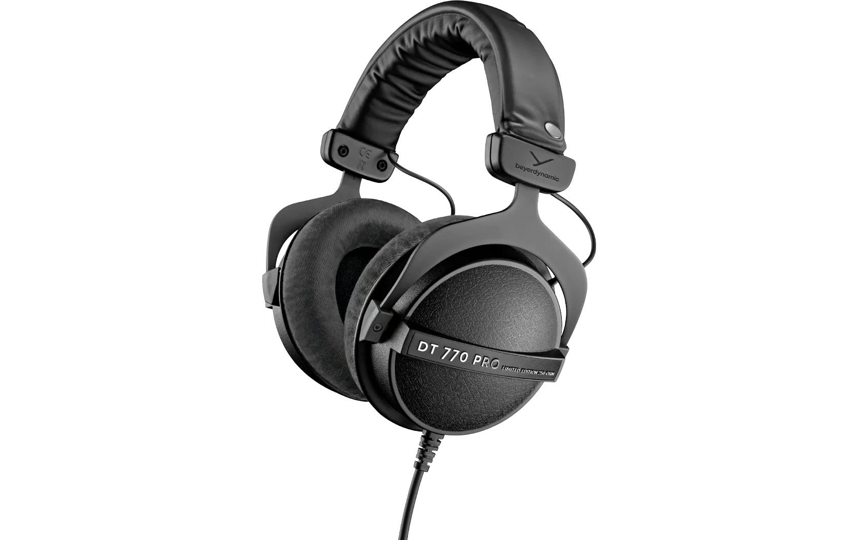 1636476 - Mediatech Beyerdynamic DT 770 Pro (250 Ohm) Black Geschlossener Studiokopfhörer, schwarz kaufen Schweiz | Mediatech.ch