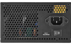 1641010_5 - Mediatech Netzteil Chieftec, Eon Serie, 700W 1x12cm Lüfter, 80+