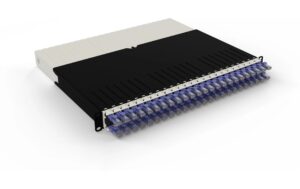 Patchbox One Cat.6A, 19 365mm, UTP Violett inkl. 24 Kassetten mit 0.8m Slimpatchkabel kaufen Schweiz | Mediatech.ch