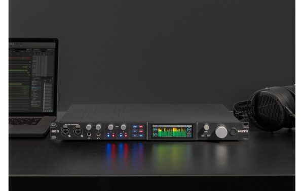 1665464_8 - Mediatech Motu 828 (2024) 28x32 USB3 Audio Interface
