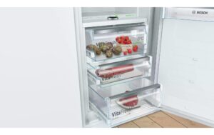 Bosch Einbaukühlschrank KIF82PFE0