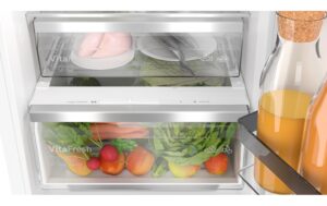 Bosch Einbaukühlschrank KIN86ADD0