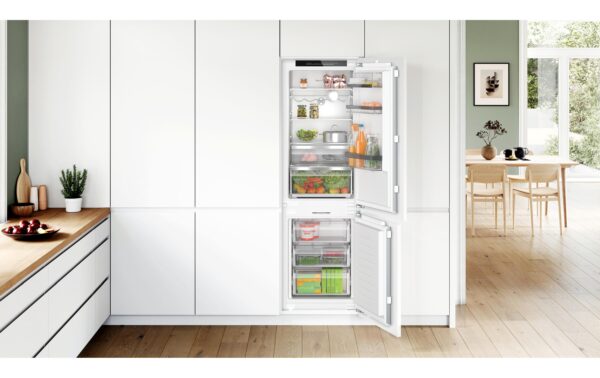 Bosch Einbaukühlschrank KIN86ADD0