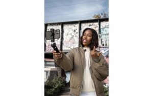 Shure MoveMic Two Zwei Lavaliers zu Mobiltelefon, Ladecase