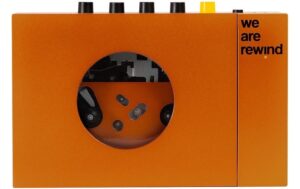 1696139 - Mediatech CE-Scouting we are rewind, BT Cassette Player, orange Portable BT Cassetten Player, orange kaufen | Mediatech.ch