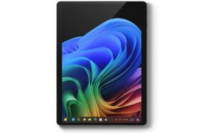 Microsoft Surface Pro 11, X Plus, W11P 16GB, 512GB SSD, Schwarz