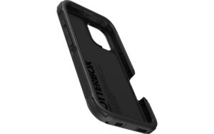 1745533_2 - Mediatech OtterBox Magsafe Cover Defender black iPhone 16