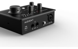 1786196_7 - Mediatech Audient iD4 MKII 10in / 14out USB-C Audiointerface