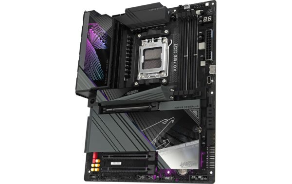 Gigabyte X870E AORUS MASTER, ATX AM5, AMD X870E, 4x DDR5, WIFI 7