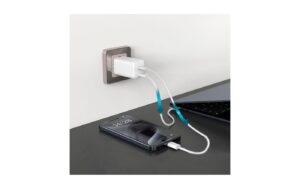 LMP Power Adapter USB-C 65W iPad/iPhone QC 3.0 & PD, für alle iPhone, iPad