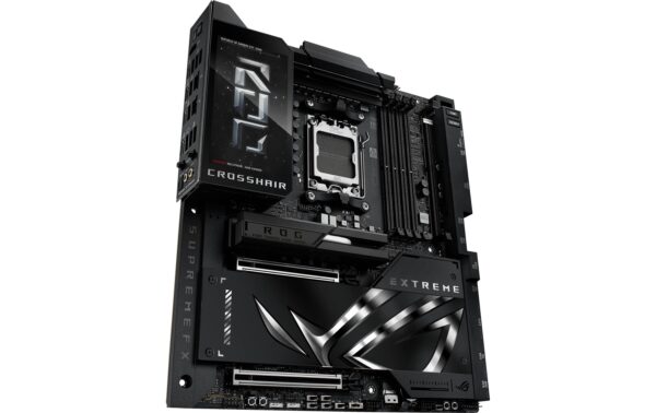 1864231_3 - Mediatech ASUS CROSSHAIR X870E EXTREME, E-ATX, AM5 AMD X870E, 4x DDR5, PCIe 5.0, WiFi 7