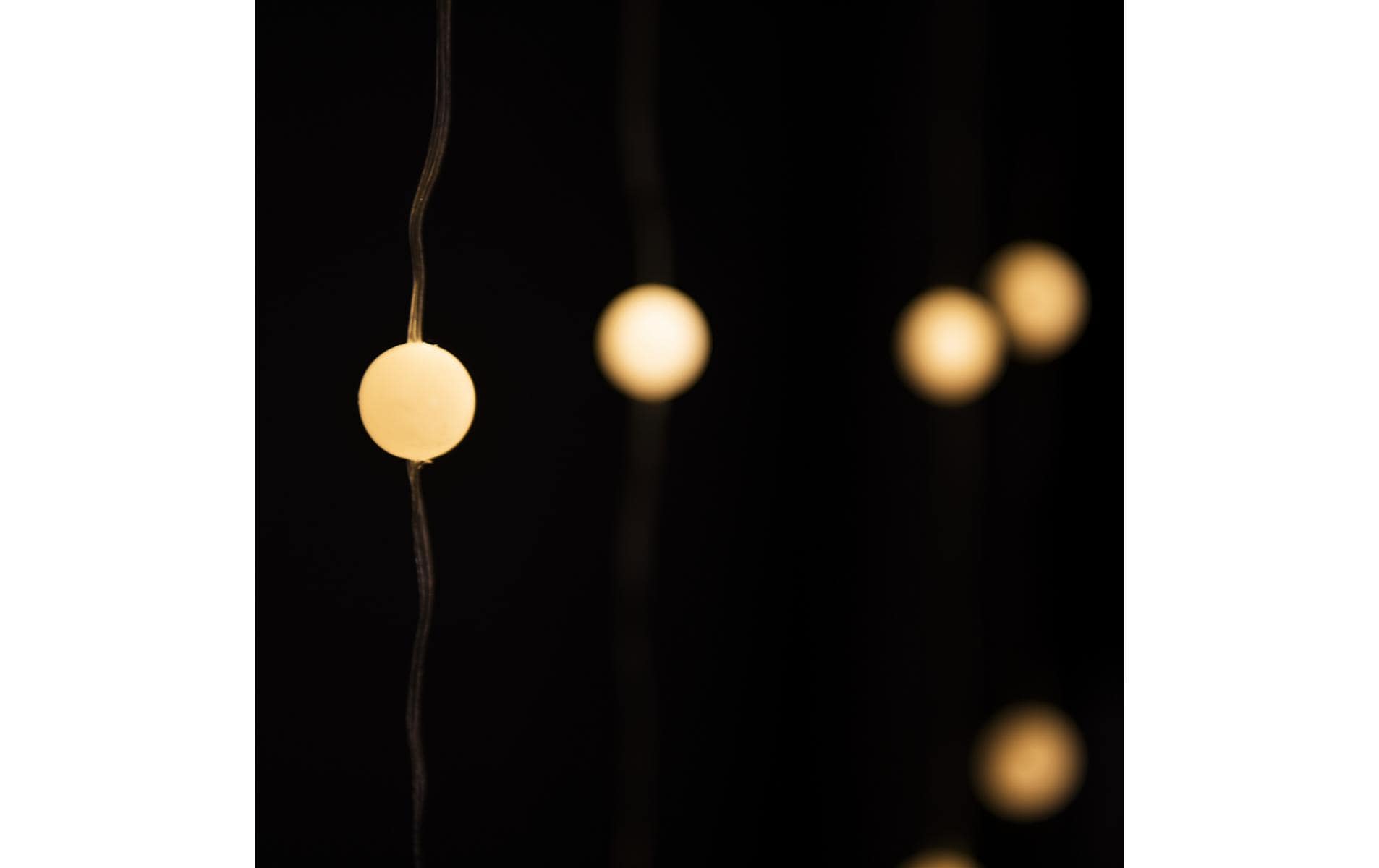 1864407_1 - Mediatech Konstsmide LED Lichtervorhang 120 Schneebäl 120 bernsteinfarbene LED, USB, IP20