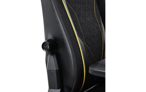 1864624_3 - Mediatech Trust GXT721 Ruya Pro Gaming Chair RGB Gaming Stuhl