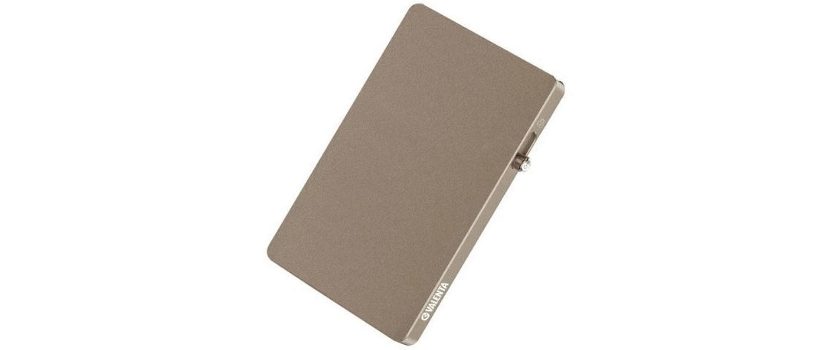 1884274_1 - Mediatech Valenta Card Protector - Standard Aluminium, MagSafe, Natural Titanium
