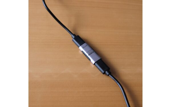 1888563_3 - Mediatech LMP USB4 Winkel-Adapter C-C 3er USB 4.0 / 240W / 40Gbps / 8K@60Hz