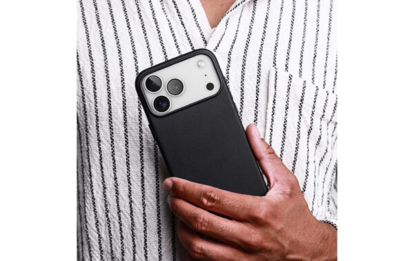1905193_3 - Mediatech Vonmählen Like Leather Case Black iPhone 17 Pro