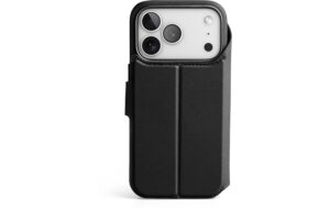1905206 - Mediatech Vonmählen Vegan Leather Folio Black iPhone 17 Pro Max