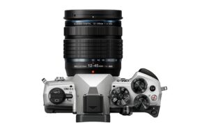 OM System OM-5 II Camera Kit Silver M.Zuiko Digital ED 12-45mm F/4 PRO