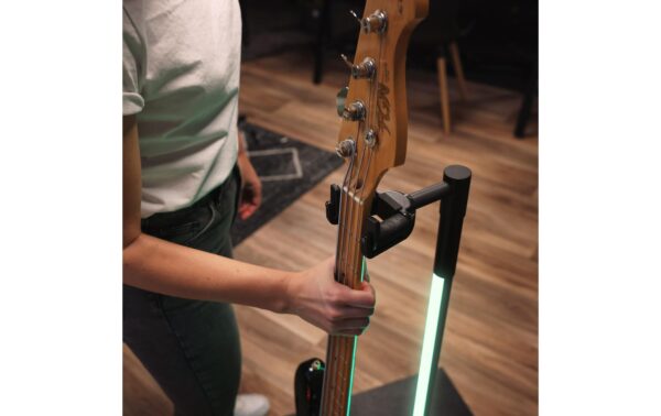 1970166_5 - Mediatech Gravity GGSLS01NHB Glow Stand beleuchtet, speicher