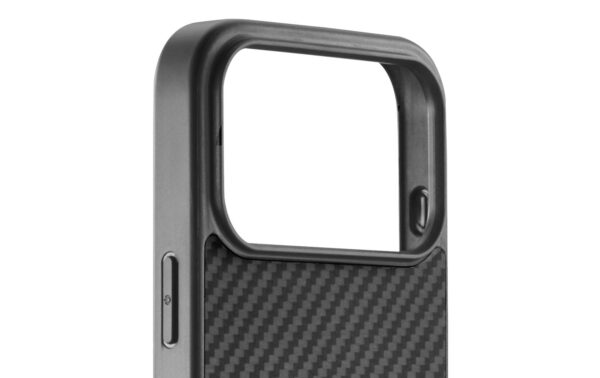 1982288_4 - Mediatech BlackRock Cover Robust Carbon für Apple iPhone 17 Pro, Schwarz