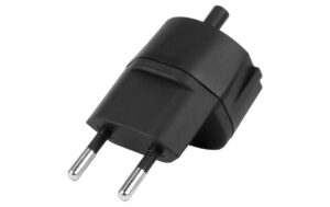 1985740 - Mediatech STEFFEN Fixadapter 3-Pol Deutsch auf Stecker CH T11 schwarz, CEE7 auf T11 dezentral kaufen | Mediatech.ch