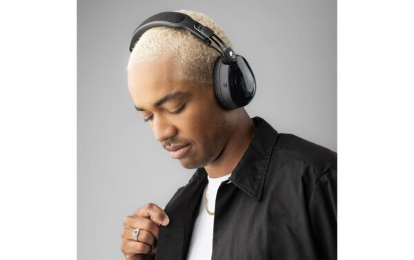 Skullcandy Aviator 900 ANC Wireless Over Ear True Black