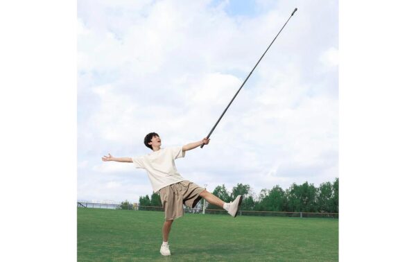 1996569_5 - Mediatech Ulanzi VL02 Selfie Stick aus Karbon, 2.7m