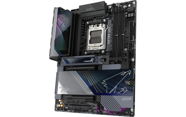 2015332_4 - Mediatech Gigabyte X870E AORUS MASTER X3D, ATX AM5, AMD X870E, 4x DDR5, WIFI 7