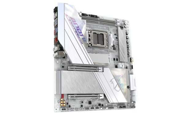 2015333_2 - Mediatech Gigabyte X870 AORUS TACHYON ICE, EATX AM5, AMD X870E, 2x DDR5, WIFI 7