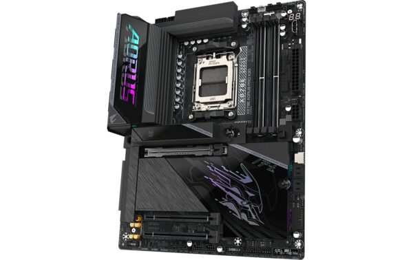 Gigabyte X870E AORUS PRO X3D, ATX AM5, AMD X870E, 4x DDR5, WIFI 7