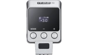 2016579_2 - Mediatech Godox iT22 F iFlash On-Camera Flash for Fujifilm (Silver)