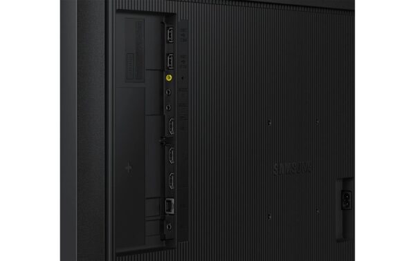 2019690_4 - Mediatech Samsung QM32C Public Display 32 FullHD, E-LED, 400cd/m2, 24/7 Betrieb