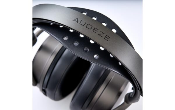 2024558_4 - Mediatech Audeze Maxwell 2 PS5 Schwarz, Bluetooth