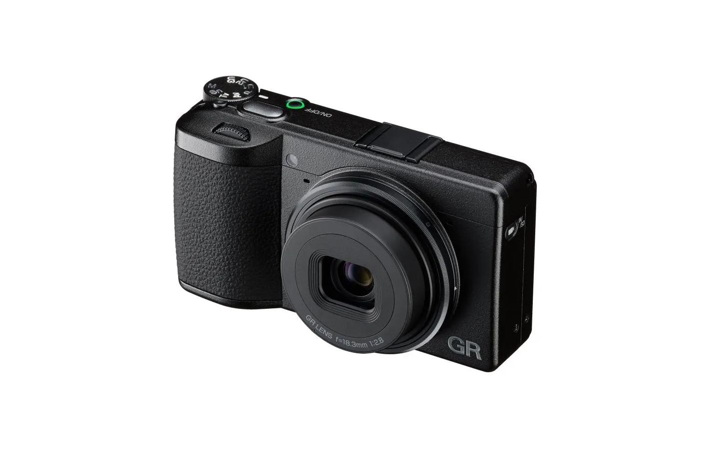 2025490_1 - Mediatech Ricoh GR IV HDF Black