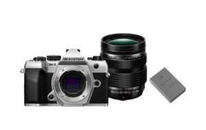 2025996 - Mediatech OM-System OM System OM-5 Mark II Silver 12-40mm inkl. Akku kaufen | Mediatech.ch