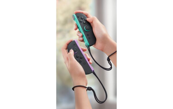 2026303_5 - Mediatech Nintendo Switch 2 Joy-Con 2er Set hellviolett/hellgrün