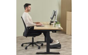 2028213_7 - Mediatech Fellowes kompakte Handgelenkauflage Breyta aus recyceltem Material, black