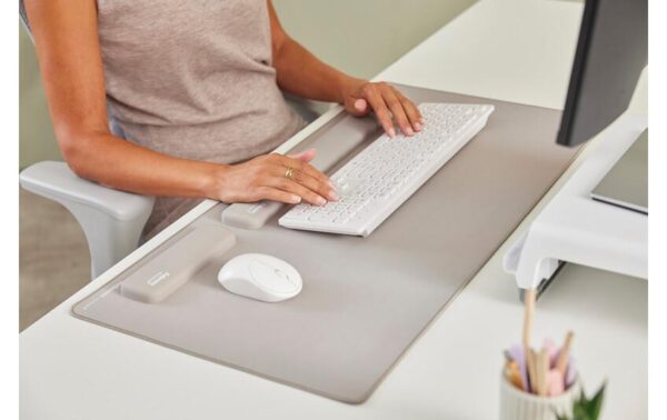 Fellowes Handgelenkauflage Breyta aus recyceltem Material, sand