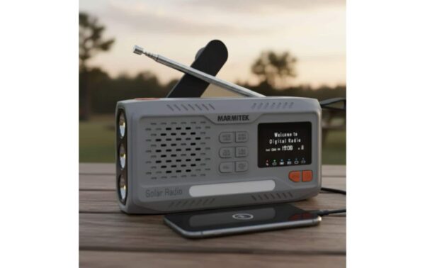 2029538_2 - Mediatech Marmitek RESQ 100 DAB+/FM-Radio mit Solarpanel/Dynamo und BT