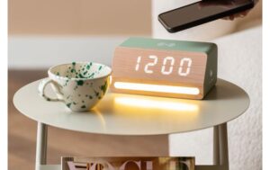 2040770_4 - Mediatech KARLSSON Wecker Retro Light LED Jungle green