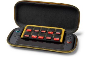 2045800_3 - Mediatech PowerA Slim Case für Switch 2 - Pikachu Sto
