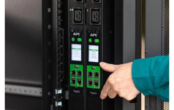 2080298_3 - Mediatech APC Steckdosenleiste Easy PDU EPDU2016S Switched, 1U, 16A
